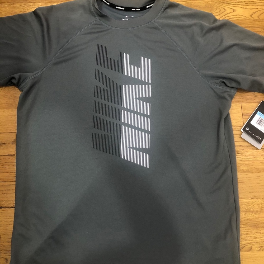 Nike tshirt